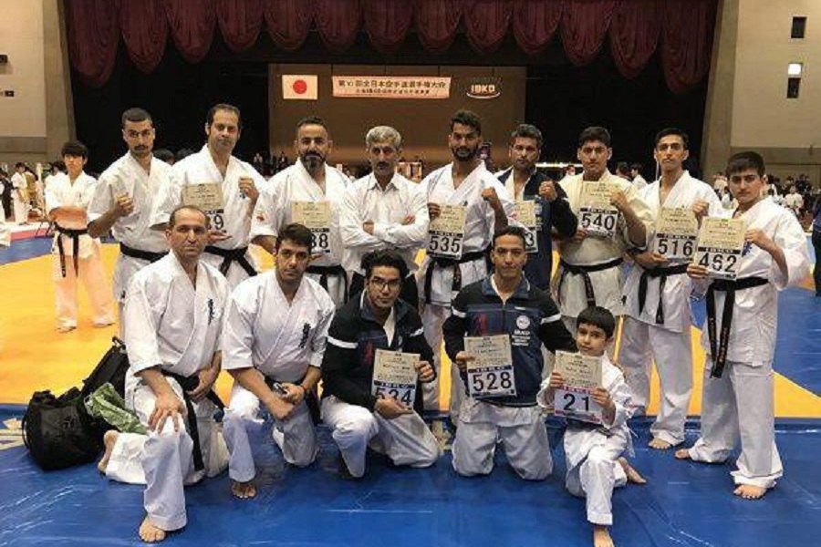 المنتخب الایرانی یحصد میدالیات ملونة فی بطولة الیابان العالمیة للكاراتیه