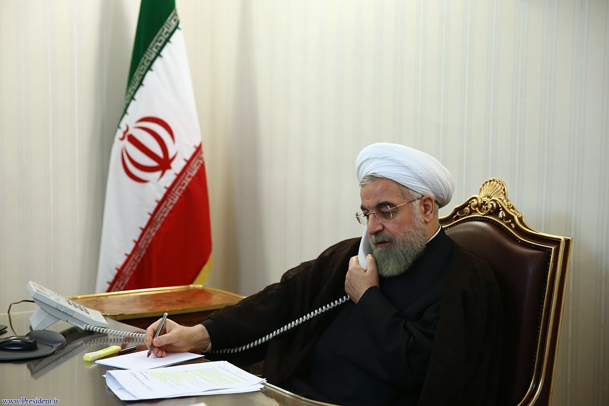 روحاني يؤكد عزم ايران على تطوير العلاقات الشاملة مع تركيا