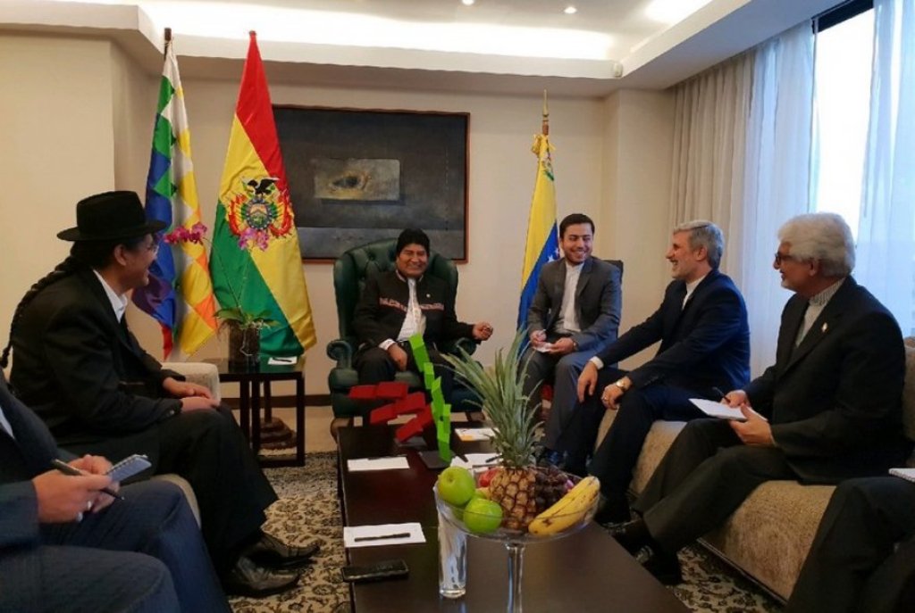 وزير الدفاع يلتقي الرئيس البوليفي
