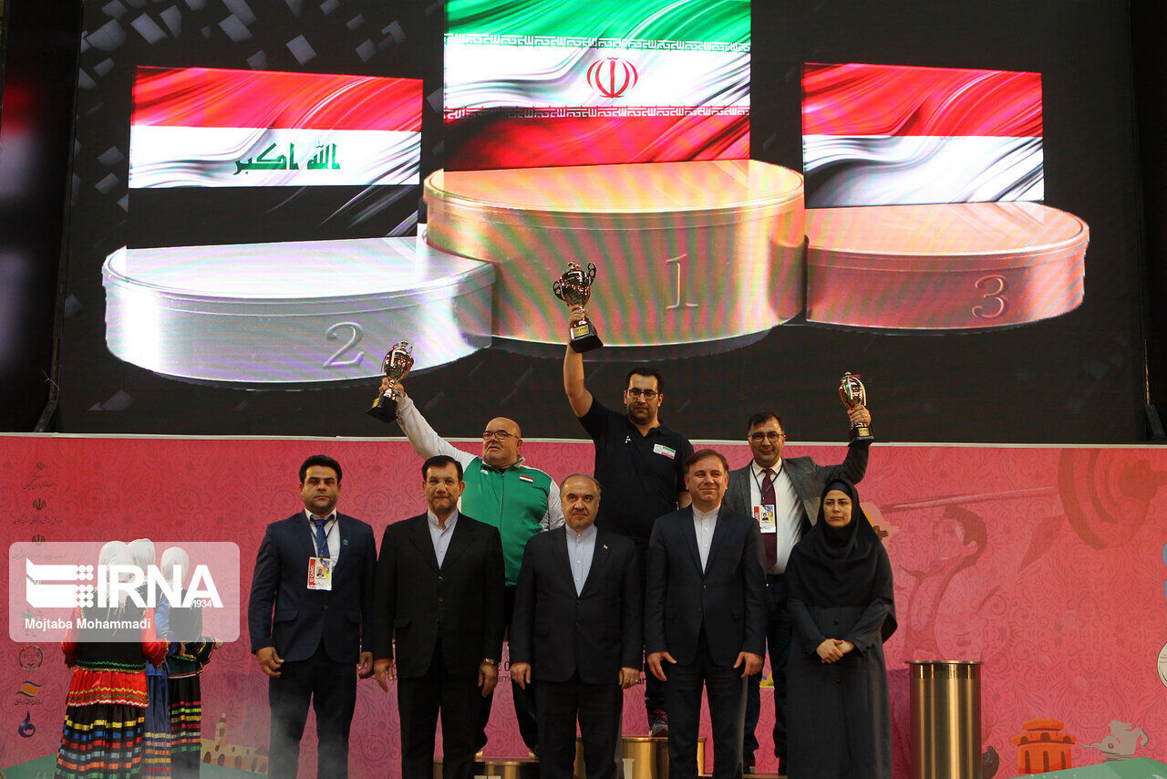 ايران تتوج ببطولة كأس “فجر” الدولية لرفع الاثقال