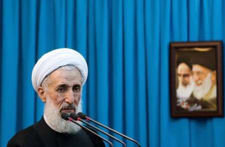 خطيب جمعة طهران: الاعتداءات الارهابية لايمكنها ان توجه اي ضربة للثورة الاسلامية