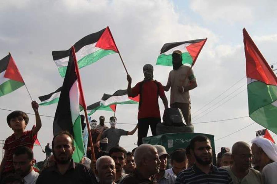 شهيد و 120 إصابة برصاص الاحتلال في مسيرات العودة شرق غزة