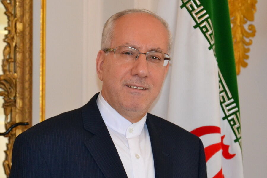 السفير الايراني في روما يؤكد ضرورة التصدي لنهج التفرد الاميركي