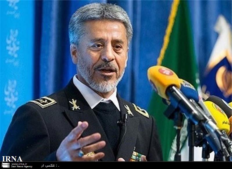 الادميرال سياري: القوة البحرية الايرانية حرست 4200 سفينة تجارية وناقلة نفط