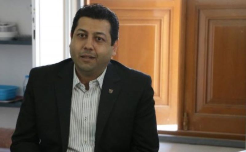 باحث إيراني يخترع جدارا يمتص طاقة الزلازل