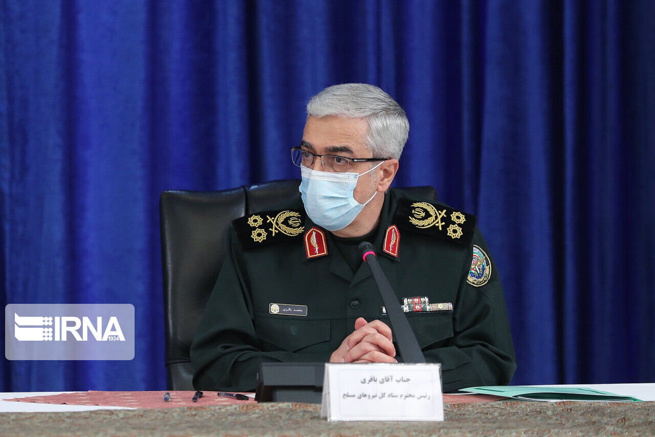 قائد الاركان الايرانية: فلينتظر المستكبرون انتقاما بمستوى الشهيدين سليماني والمهندس