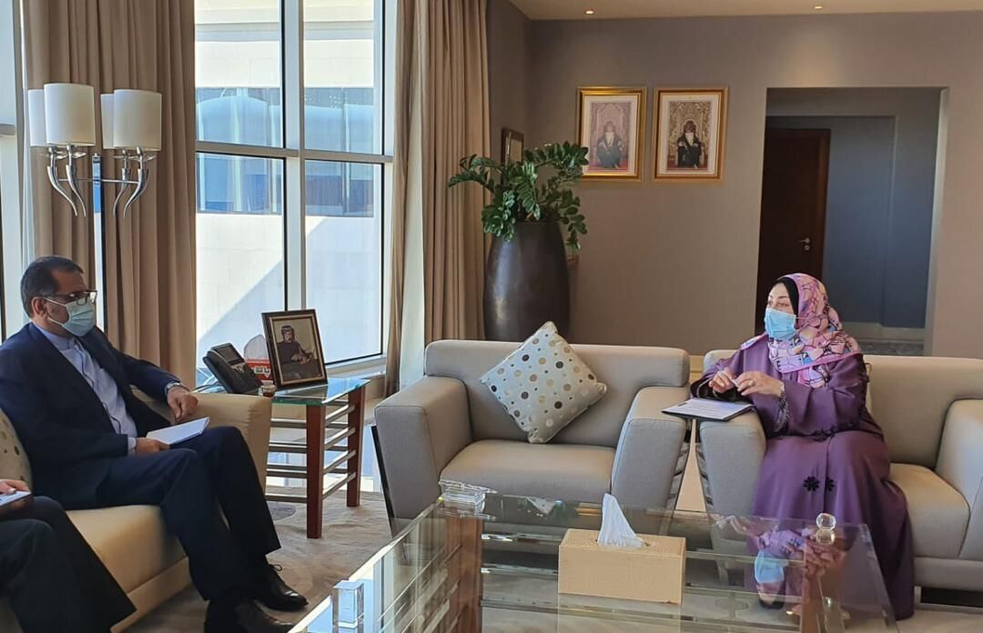 السفير الإيراني يبحث مع وزيرة التعليم العالي العمانية سبل تعزيز التعاون المشترك