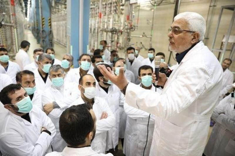 مسوول ایرانی: ضخ الغاز في اجهزة الطرد المركزي من طراز IR۴ وIR۲m