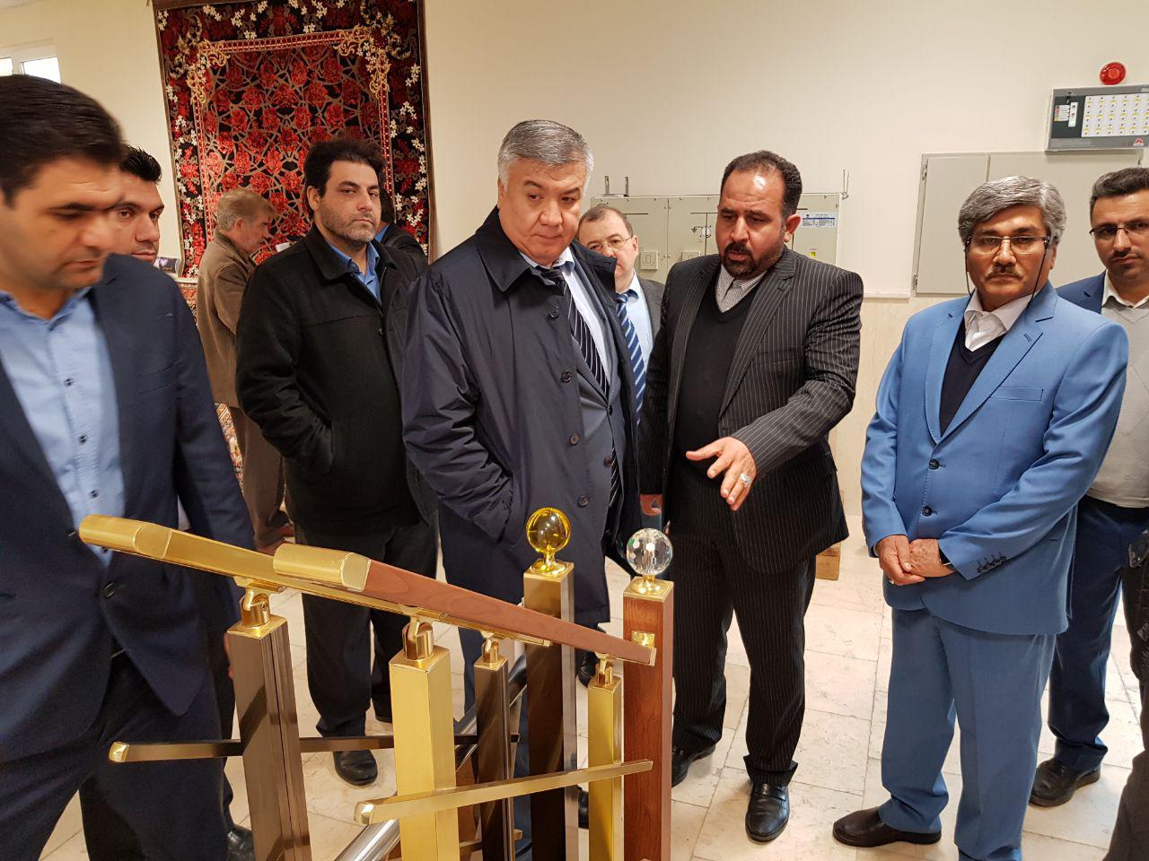أوزبكستان ترغب بتنمية العلاقات الاقتصادية مع ايران