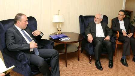 ظريف: ايران علي استعداد للتعاون مع البوسنة لتعزيز الامن والاستقرار فيها