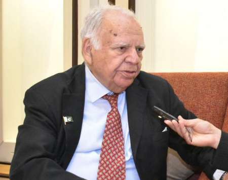 دبلوماسي باكستاني: زيارة الرئيس روحاني إلي باكستان تترجم العلاقة الوثيقة بين البلدين