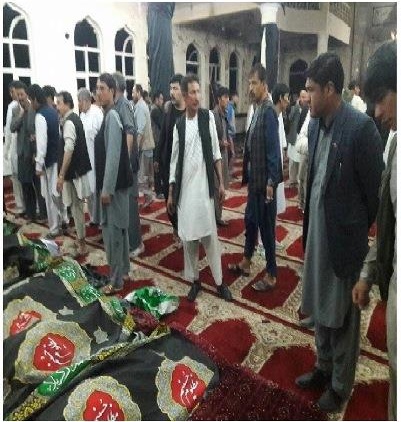 عشرات الشهداء والجرحي فی اعتدائین ارهابیین علي مسجدین فی افغانستان