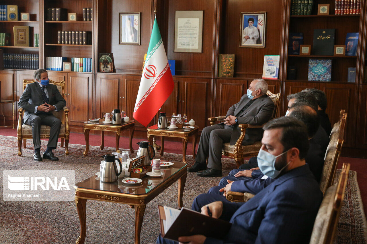 رافائيل غروسي يثمن إهتمام إيران بإستمرار التعاون مع الوكالة الدولية للطاقة الذرية