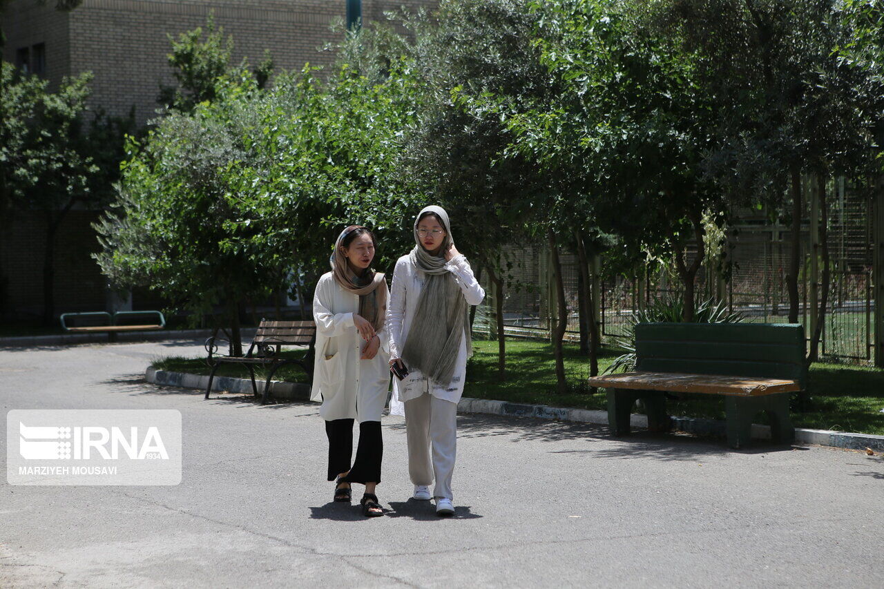 الجامعات الإيرانية تستقبل طلابا من 129 بلدا