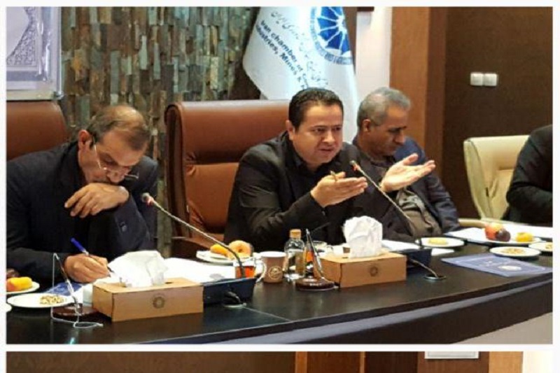 مسوول ايراني يدعو لتسهيل تصدير السلع الي العراق