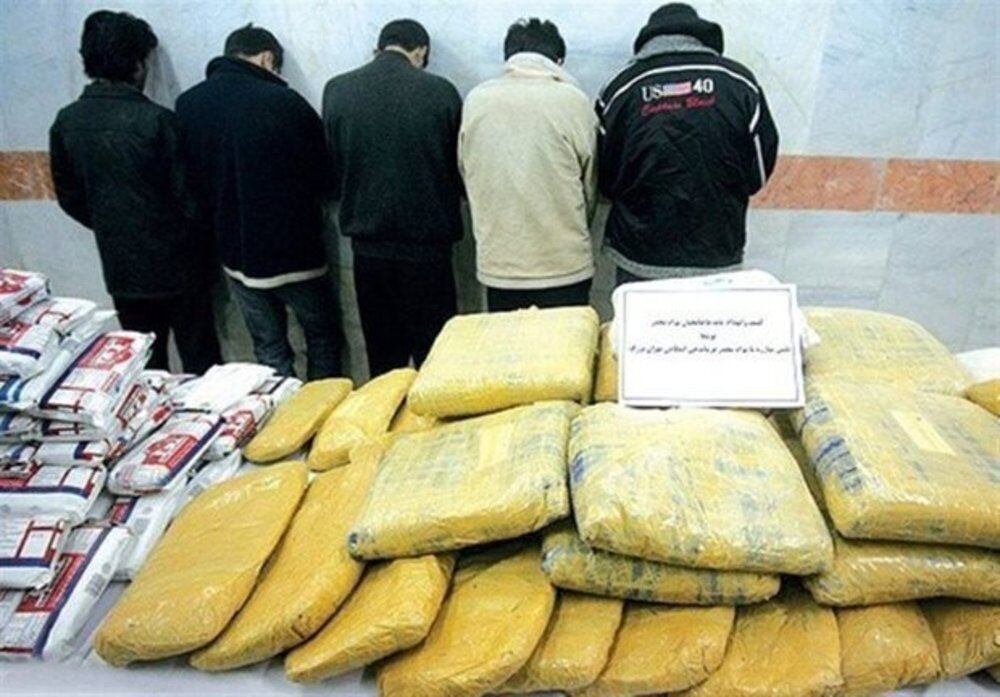 ضبط ما يزيد عن طن من المخدرات في محافظة کرمان