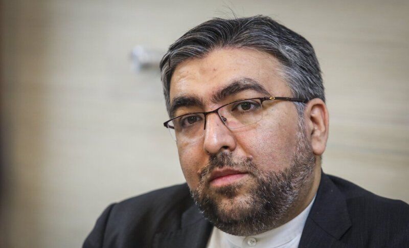 لجنة الامن القومي البرلمانية الايرانية تستنكر تصريحات ماكرون