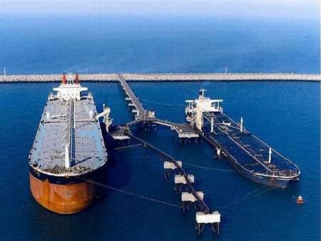 صادرات ايران من النفط والمكثفات الغازية تجاوزت عتبة الـ 3 ملايين برميل يوميا