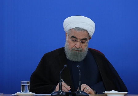 الرئيس روحاني يهنئ نظيره النيكاراغوي بيوم استقلال بلاده