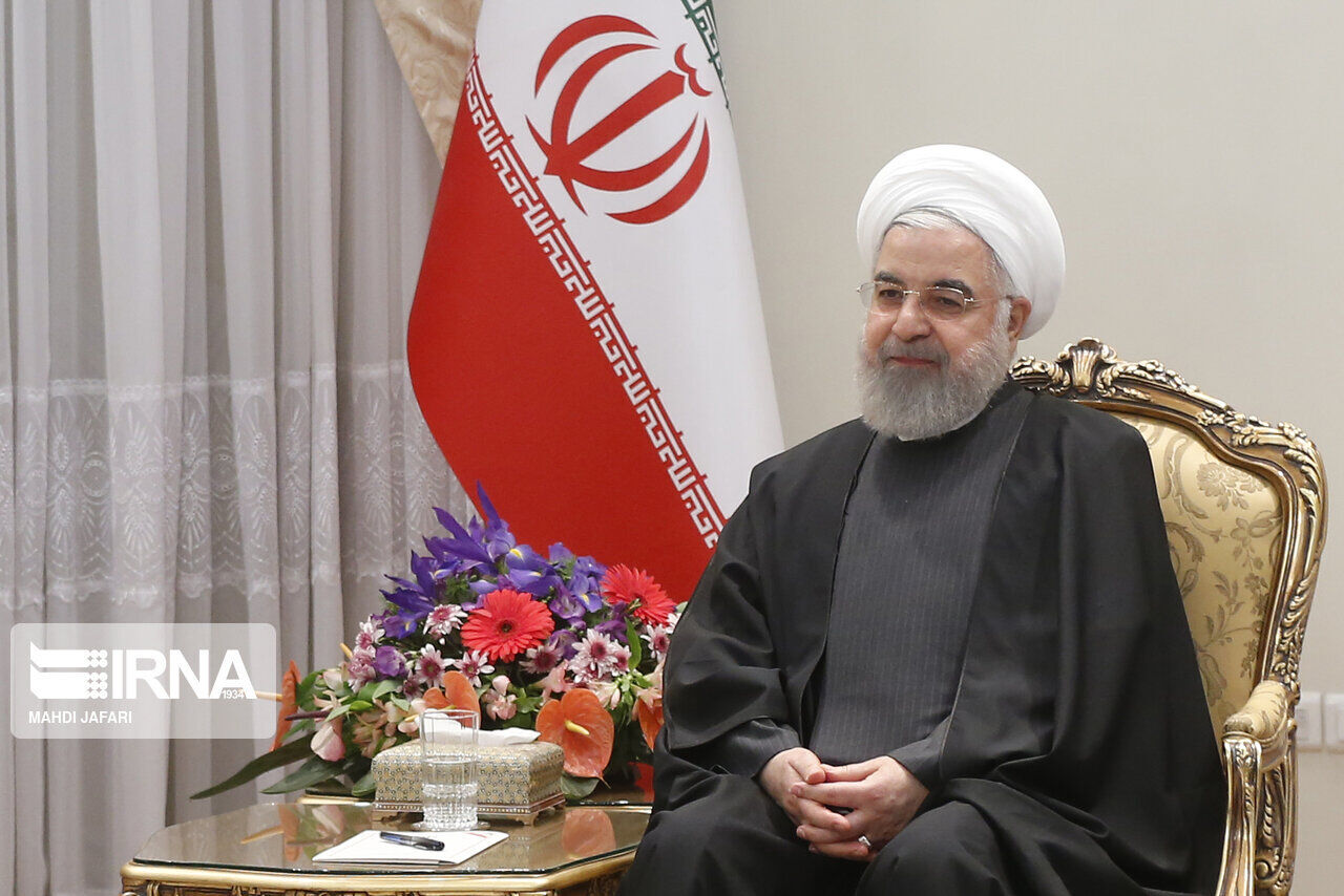 الرئيس روحانی یهنئ بالیوم الوطنی لجمهوریة بلغاریا