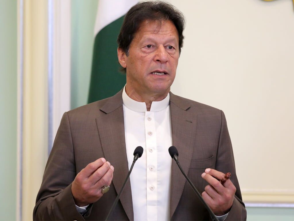 عمران خان يأمر بالإسراع في انشاء الأسواق الحدودية مع إيران