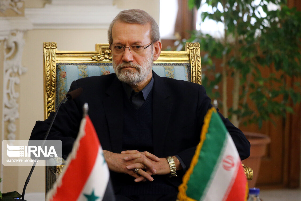 لاريجاني يشيد بملاحم الجيش في الدفاع المقدس وجهوده في الحوادث الطبيعية ومواجهة كورونا