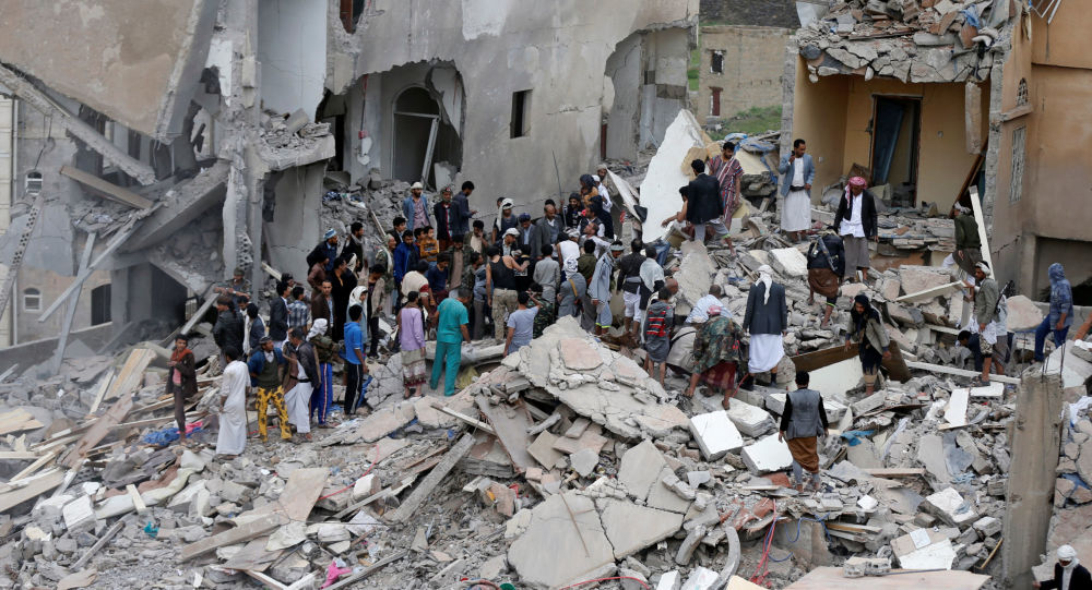 مركز حقوقي يرصد الخراب في اليمن.. مقتل 12 ألف مدني واستهداف 300 ألف منزل