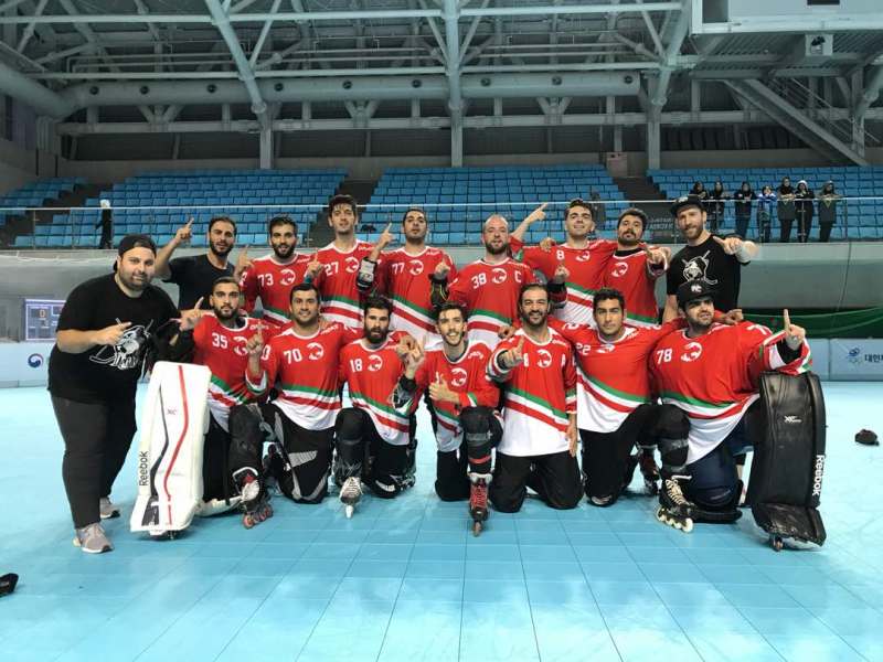 منتخب الهوكي الايراني يفوز باول ذهبية في بطولة اسيا