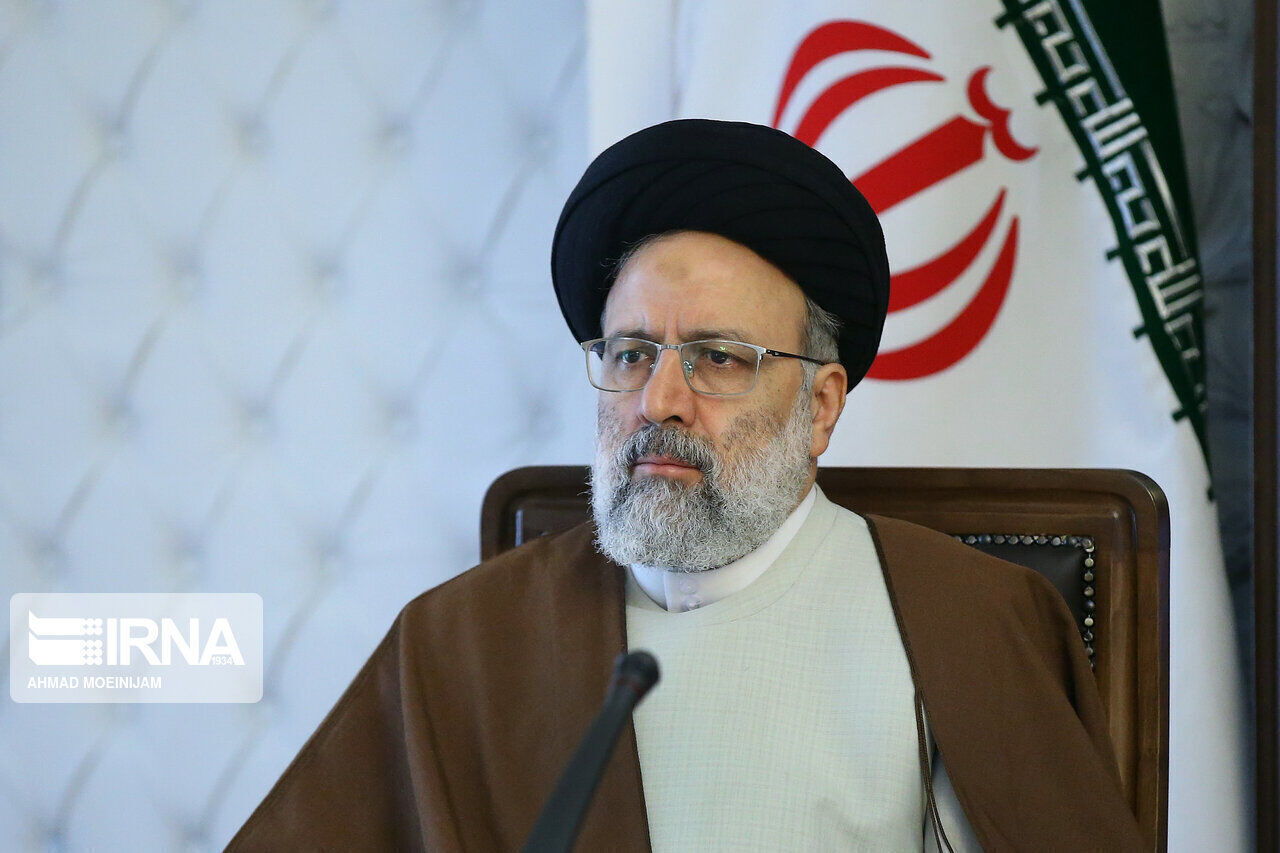 حجة الاسلام رئيسي : لا مكان آمن للإرهابيين في ايران