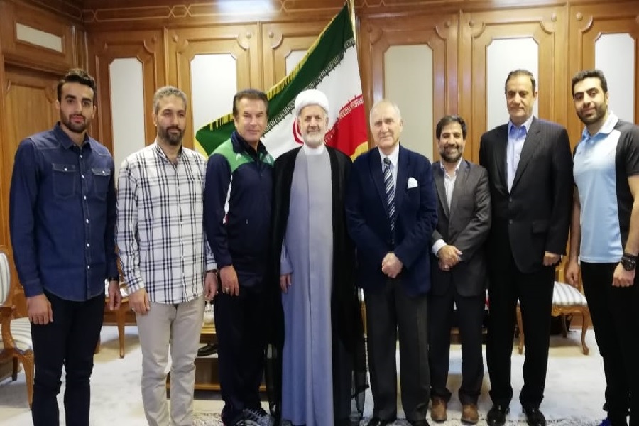 السفير الإيراني يدعو لتطوير التعاون الرياضي بين طهران ومسقط