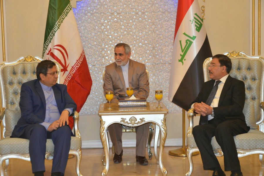 رئيس البنك المركزي الايراني يجري مباحثات مع نظيره العراقي في بغداد