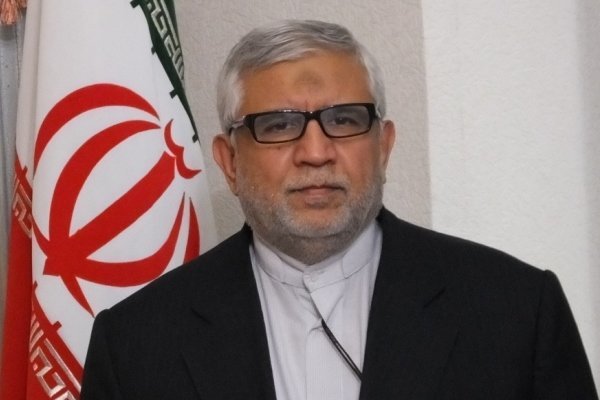 سفير إيران السابق في باكو: مباحثات طهران الثلاثية تمحورت حول التعاون الإقتصادي