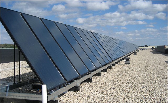 نیروگاه خورشیدی 1.2 مگاواتی در رفسنجان افتتاح شد