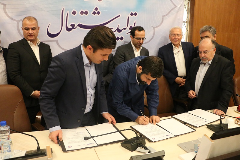 توقيع اتفاق للتعاون بين ايران وشركة تركية في مجال الاستثمارات البتروكيمياوية