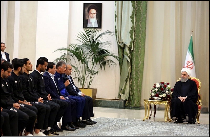 روحانی : لتعزیز الوحدة وتوظیف كافة الطاقات فی تحقیق المفاخر للبلاد