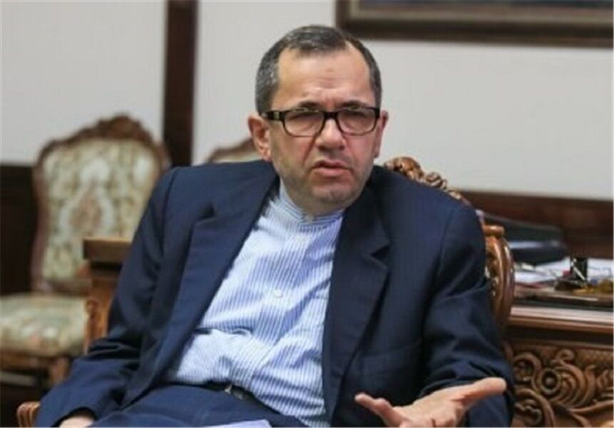 دبلوماسي ايراني يدعو الاميركيين لعدم الوقوع في فخ فريق “ب”