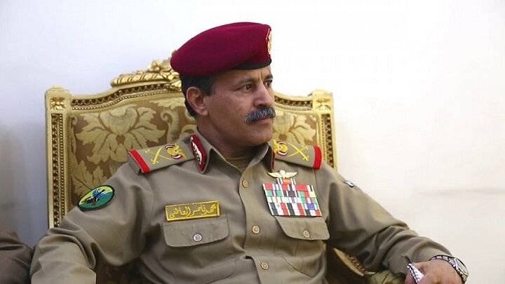 وزير الدفاع اليمني: نحن في المراحل الأخيرة من إعادة جاهزية وتطوير وتصنيع الدفاعات الجوية المختلفة