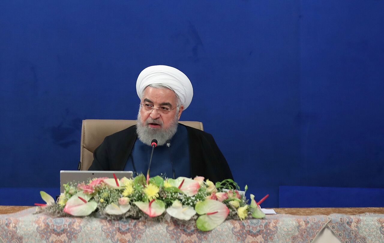 الرئيس روحاني يشدد على الامتثال الى كامل التعليمات الصحية لمكافحة كورونا