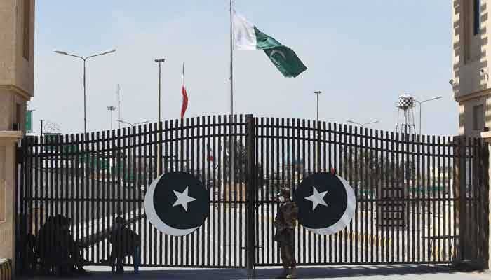 باكستان تقرر اعادة فتح 4 معابر حدودية جديدة للتبادل التجاري مع ايران