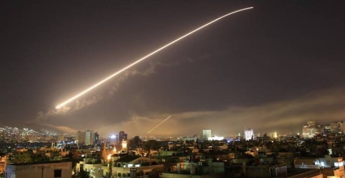 وسائط الدفاع الجوي السوري تتصدى لعدوان بالصواريخ على منطقة السفيرة بريف حلب