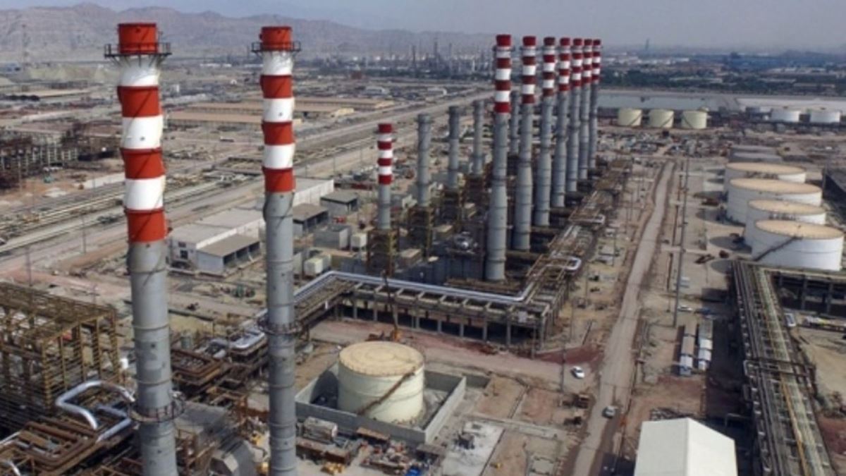 انتاج 40 مليون لتر من البنزين في مصفي نجم الخليج الفارسي