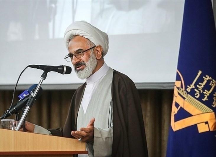 ممثل قائد الثورة الاسلامیة فی الحرس الثوری : العدو یستهدف معتقدات وقناعات الشعب