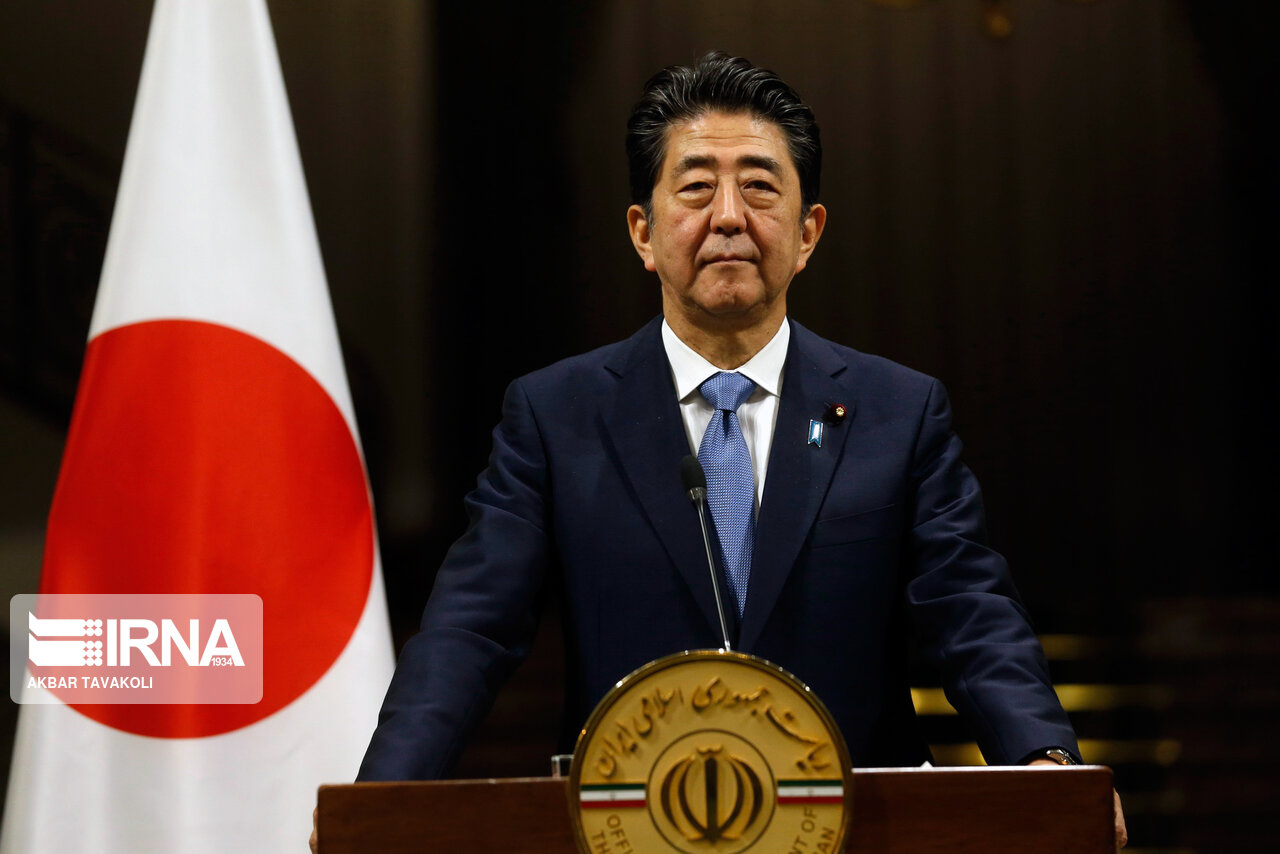 رئيس وزراء اليابان : طوكيو ستبذل قصارى جهدها لخفض التوترات في المنطقة