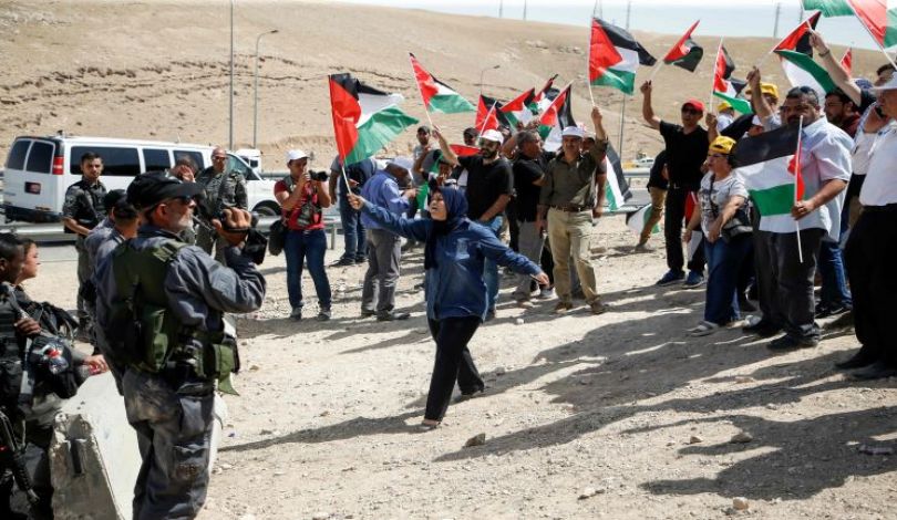 دعوات فلسطينية لتصعيد المواجهة ضد الاحتلال رداً علي سياسة التطهير العرقي الصهيونية