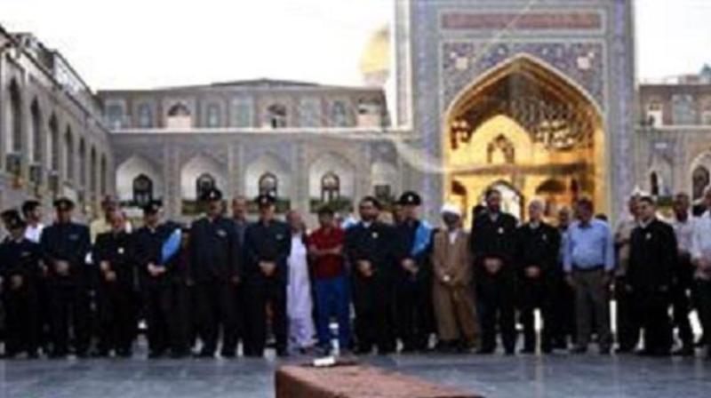تشييع جثمان اية الله مرتضي طهراني في مشهد