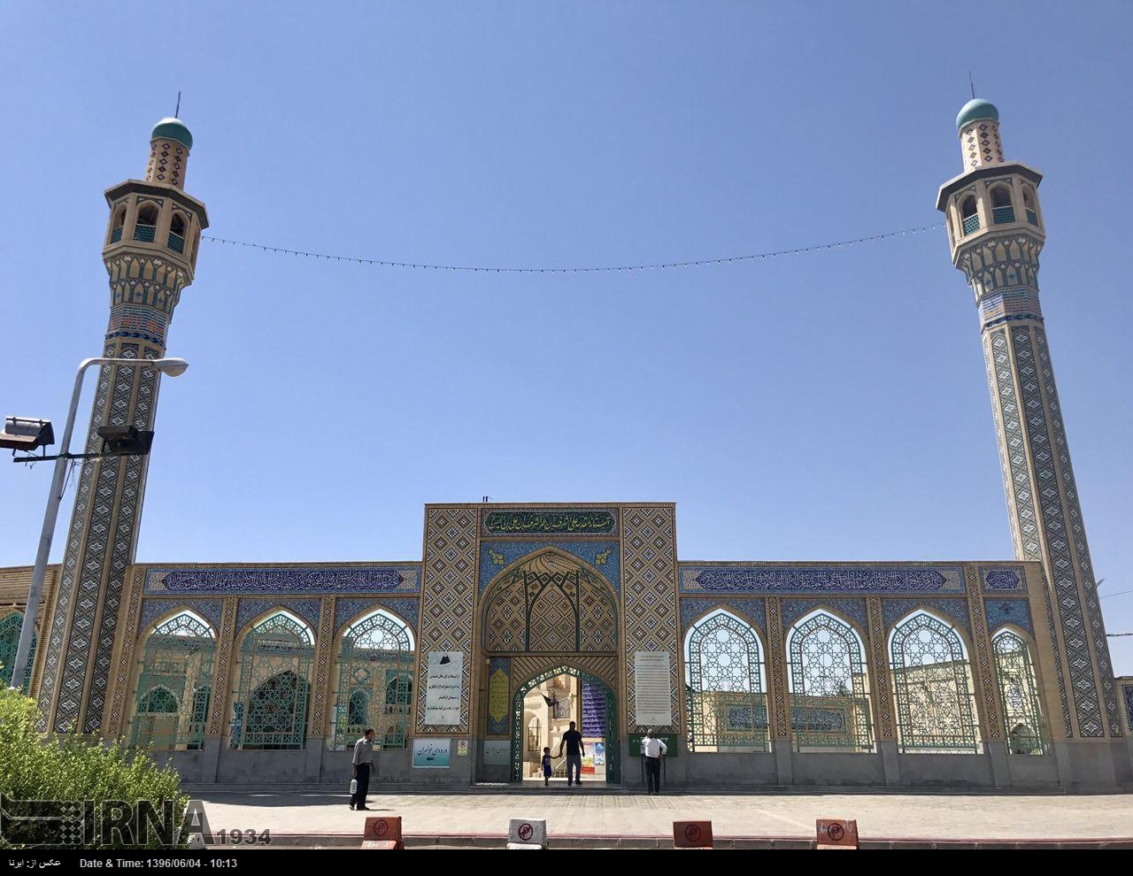 آستانه مقدس امامزاده علی اشرف (ع) در سمنان عکس: خدیجه سلطانی پور