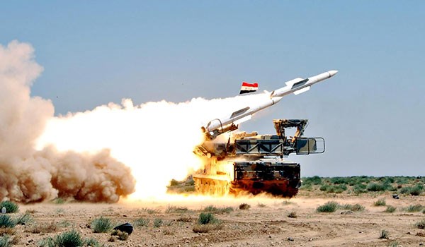 الدفاع الروسية: الدفاعات الجوية السورية أسقطت 71 صاروخا