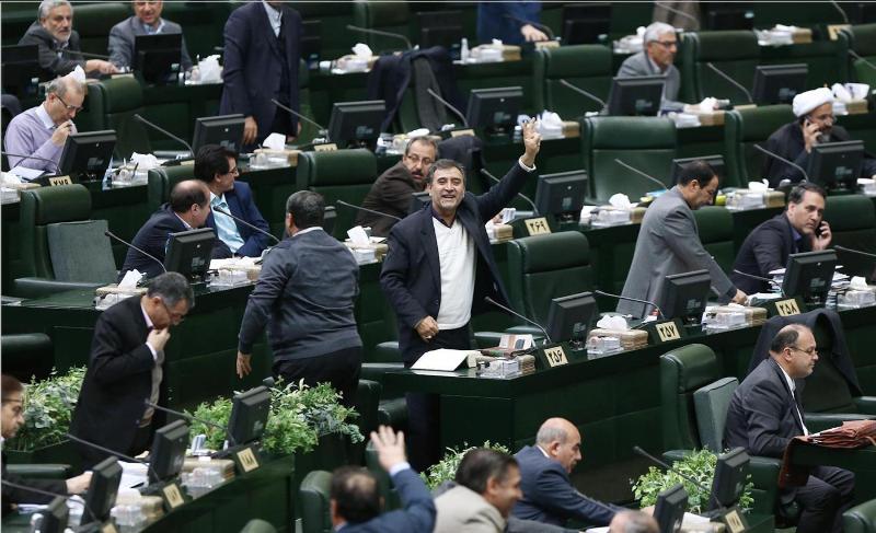 اجتماع مغلق للبرلمان لبحث ازمة شحة المياه
