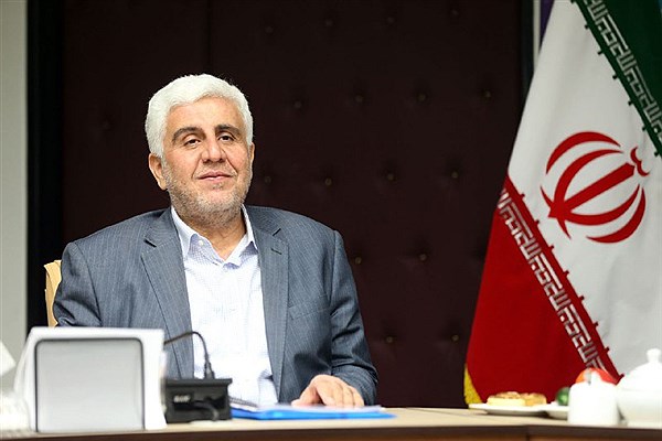 فرزندان کارکنان آزادگان بازنشسته در دانشگاه آزاد استخدام می شوند
