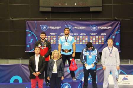 شباب ايران في المركز الرابع ببطولة العالم للمصارعة الحرة